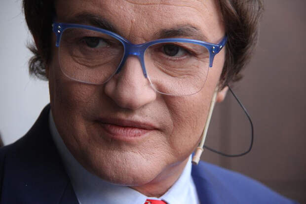 Дибров рассказал о любви россиян к ругани и отказу от права выбора