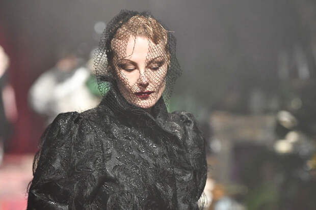 «Женщине все это драматично»: Рената Литвинова рассказала о «проклятой оболочке» в свой день рождения