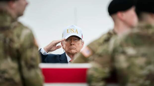 Трамп в нецензурной форме обратился к Ирану из-за Ормузского пролива