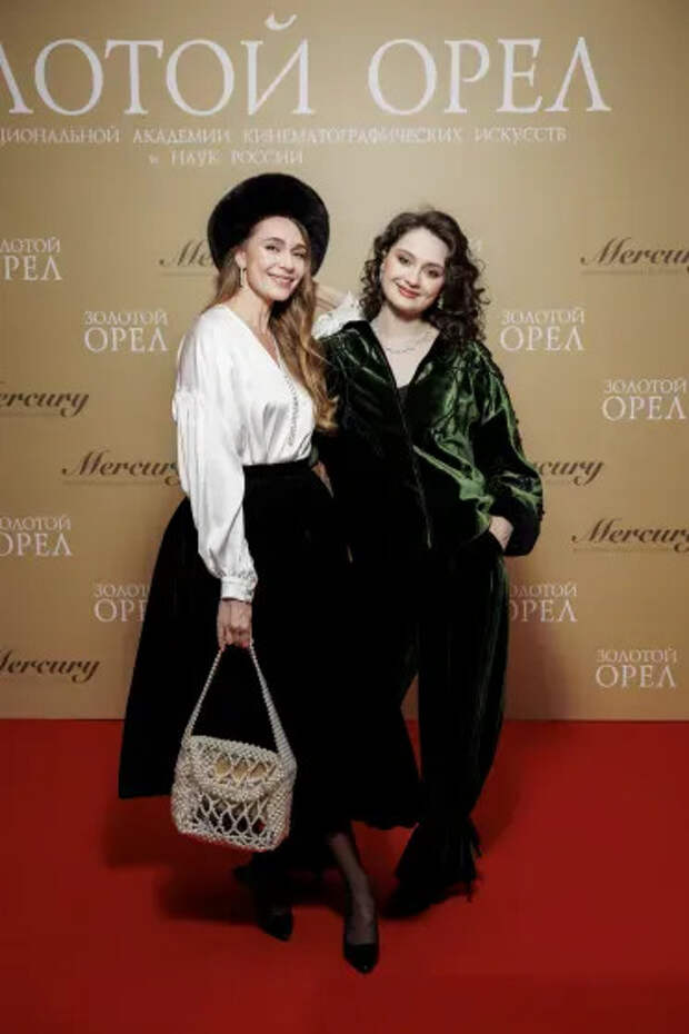 Любовь Толкалина с дочерью Марией Михалковой-Кончаловской