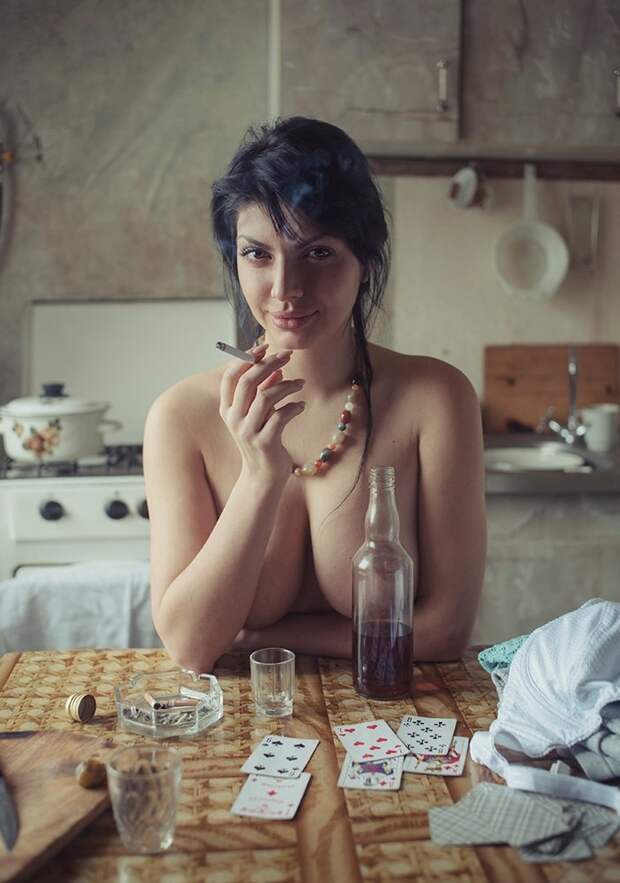 Фотосессия озорных прачек от украинского художника девушки, фотосессия, художник