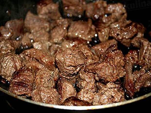 Жарим мясо