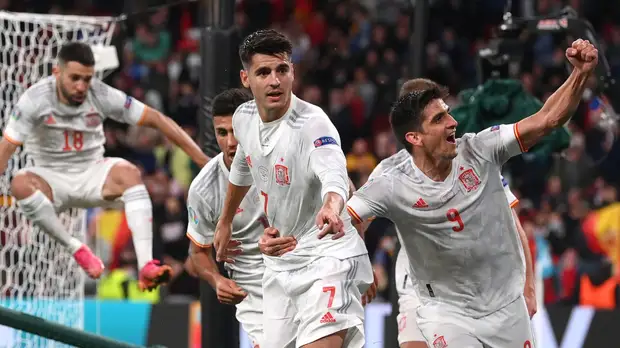 Гол Мораты перевёл матч Италия — Испания в дополнительное время