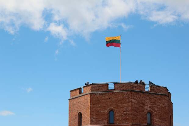 Литва бессрочно запретила телетрансляции из России и Белоруссии