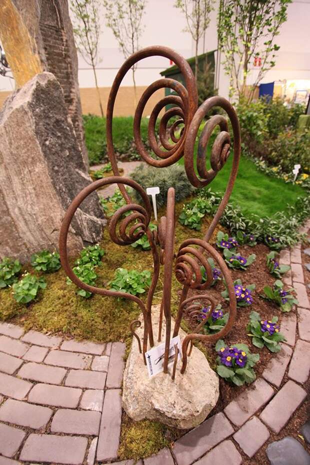 unusual garden decor | Wrought Iron Home Decor Garden Art Metal Sculpture Unique Pictures: 
