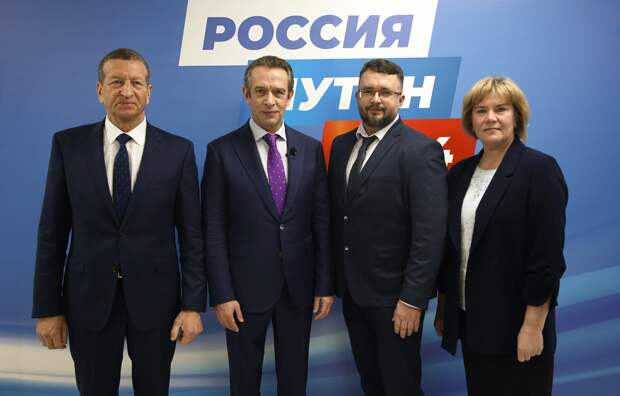 Известный артист Владимир Машков встретился с представителями общественности в Твери
