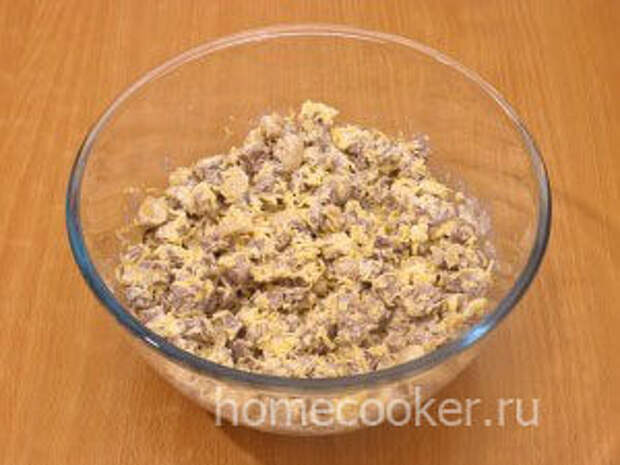 Салат «Грибная поляна» Zapravlennyj salat 300x225 Салат «Грибная поляна»