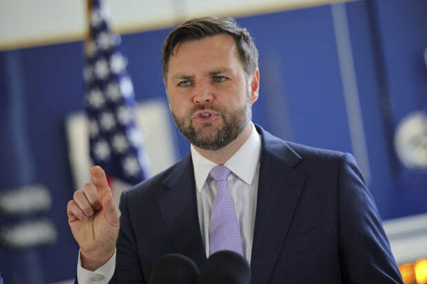 Вэнс назвал достижением администрации США остановку поставок оружия Украине