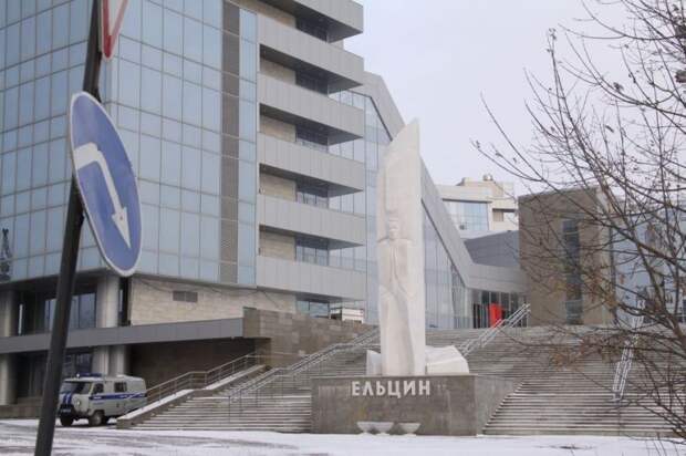 авто, лимузин, ельцин, екатеринбург, зил, ЗИЛ-41052
