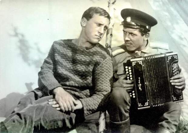 Владимир Высоцкий и Валерий Золотухин в фильме «Хозяин тайги». / Фото: www.ivi.ru Владимир Высоцкий и Валерий Золотухин в фильме «Хозяин тайги». / Фото: www.ivi.ru