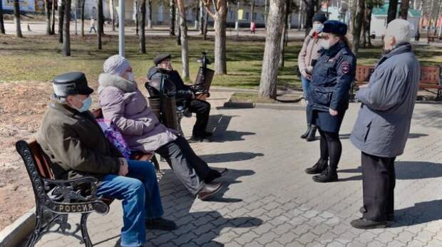 Давайте честно: выбор между борьбой с вирусом и экономикой Россия сделала