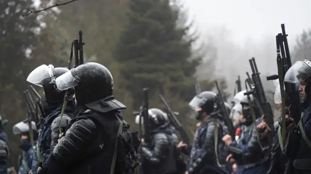 Все здания госорганов в Алма-Ате находятся под контролем властей