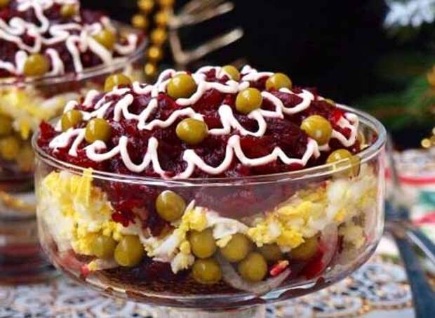 салат из свеклы с маринованным луком