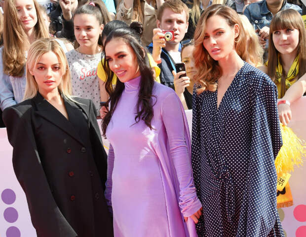Солистки группы SEREBRO снялись в провокационной фотосессии для журнала MAXIM