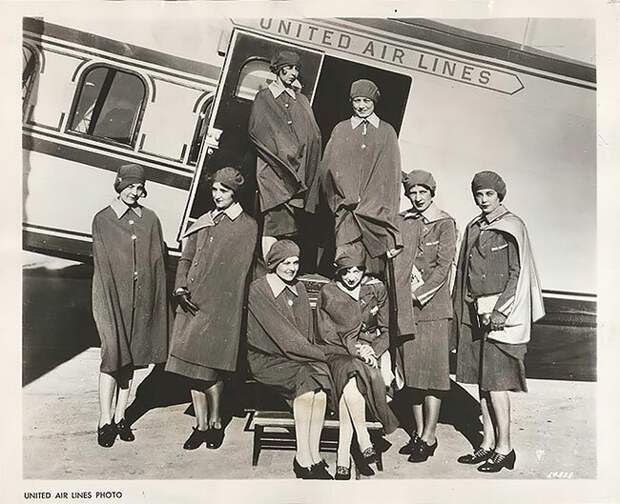 10. Стюардессы авиакомпании United Airlines, 1930 год винтаж, интересно, исторические кадры, исторические фото, история, ретро фото, старые фото, фото