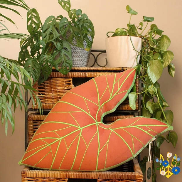 Гигантские листья растений, которые можно обнять: швейный блог недели