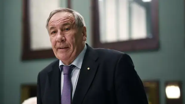 Тарпищев переизбран на пост главы Федерации тенниса России