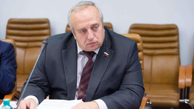 Экс-сенатор Клинцевич: коллективный Запад проигрывает информационную войну России