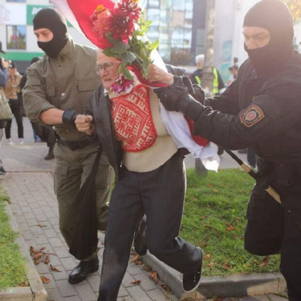 Задержания на "Блестящем марше"
