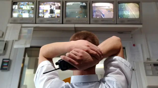 Жители России назвали самую скучную профессию