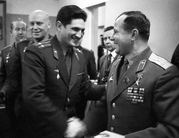 «Всё было секретно»: член первого отряда космонавтов СССР Борис Волынов — о Гагарине и полётах на орбиту