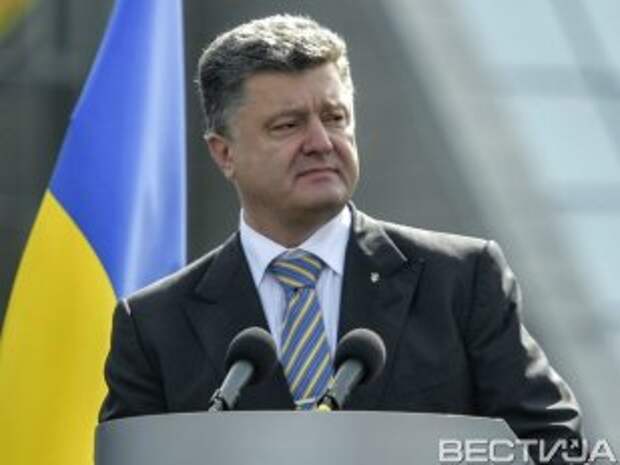 Порошенко заявил, что футбольный Крым будет украинским Порошенко заявил, что футбольный Крым будет украинским