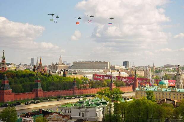 Парад 9 мая 2011 в Москве (62 фото)