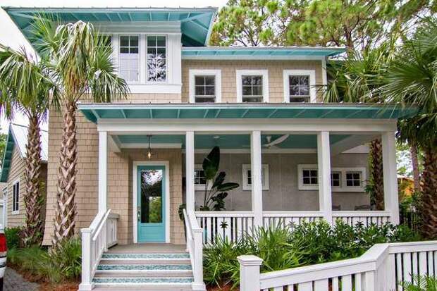 Популярное сочетание бежевого и голубого цветов фасада дома и крыши Бежевый и голубой - в какой цвет покрасить дом