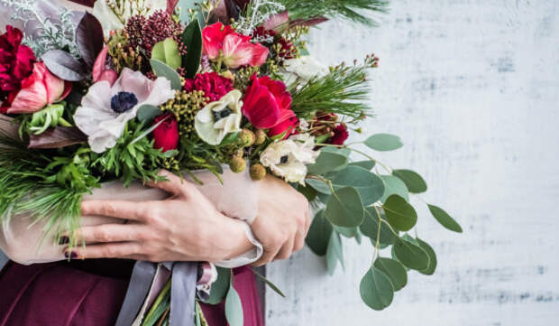 Гадание на цветах на 8 марта