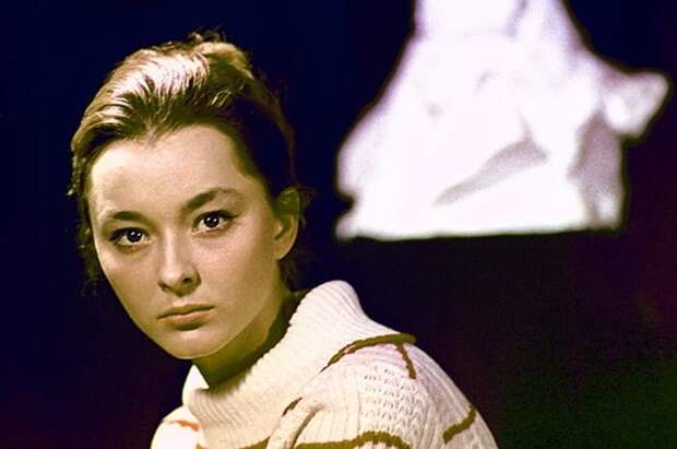 Одна из самых загадочных и закрытых актрис Анастасия Вертинская | Фото: culture.ru Одна из самых загадочных и закрытых актрис Анастасия Вертинская | Фото: culture.ru