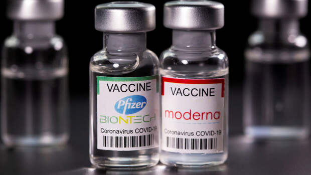 Pfizer и BioNTech начали клинические испытания вакцины против "омикрона"