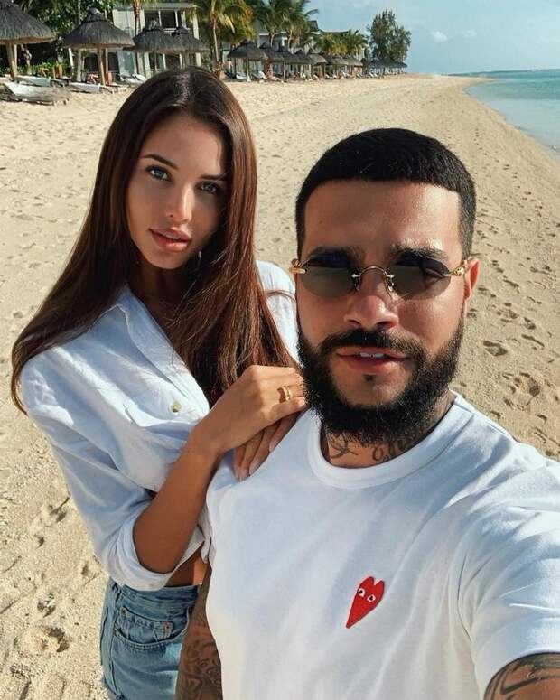 Тимати с невестой Анастасией Решетовой Тимати с невестой Анастасией Решетовой