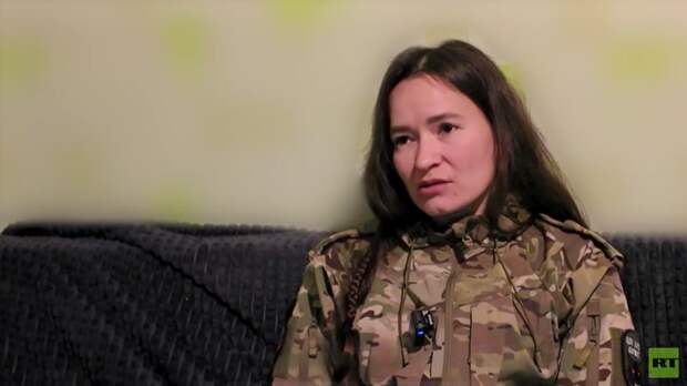 Боец с позывным Алга рассказала RT о жизни на фронте