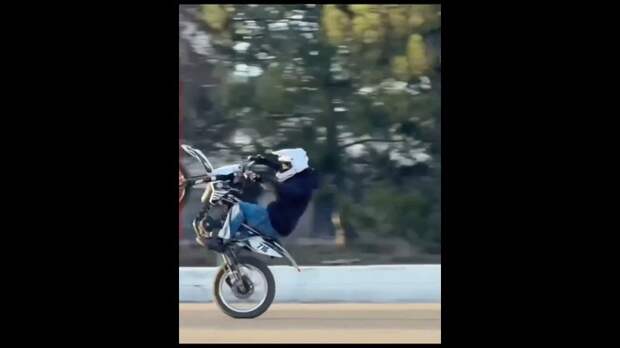 Весну почуяли питбайкеры в Донецке https://t.me/webmoney_dn/314923Video: Клип