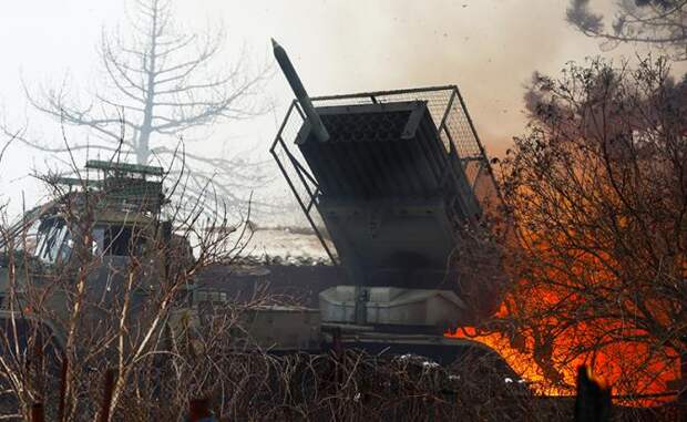 Сводки СВО, 13 февраля, главное: Битва за Святогорск — враг превратил город-лавру в «Часик»