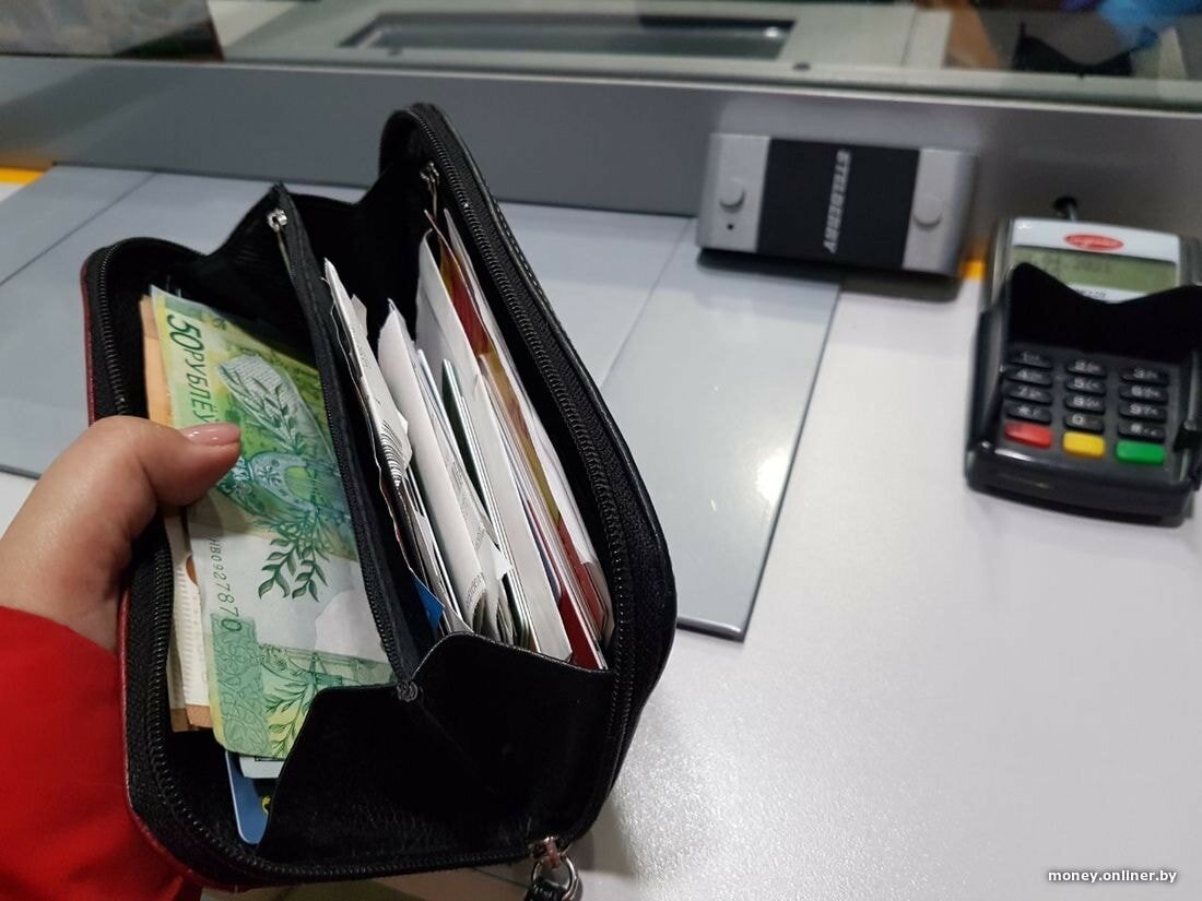 Послушали Каллаура и открыли вклады в четырех валютах. Какая победит?