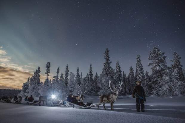 northern-lights-photography-finland-6-584e5cf2779fe__880