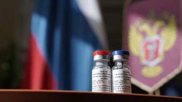 Власти Украины снова отказались от российской вакцины