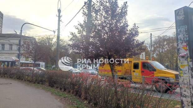 Авария в центре Симферополя привела к утренней пробке