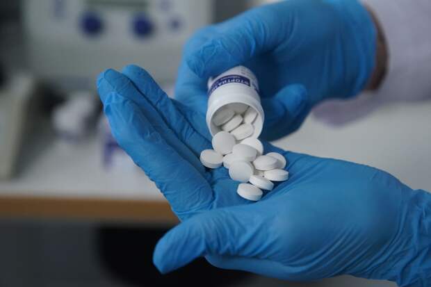 Путин: антибиотики часто применяют где надо и где не надо