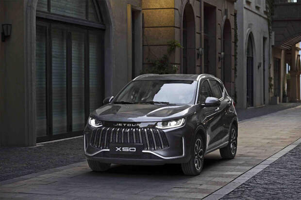Дилеры Jetour в РФ рассказали о снятии с выпуска кроссоверов X50 и X70