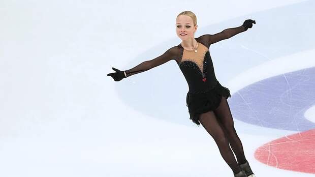 Костылева лидирует после короткой программы на юниорском первенстве России