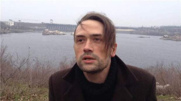 Анатолий Пашинин Актёр Анатолий Пашинин, воюющий в Донбассе на стороне ВСУ, отказался от украинского гражданства