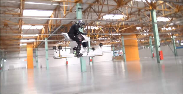 Представлен Hoverbike Scorpion-3 - пилотируемый летающий мотоцикл + видео