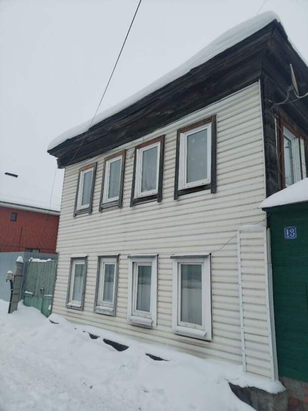 Жители тульского дома на Индустриальной, 18 жалуются на отсутствие коммуникаций и помощи