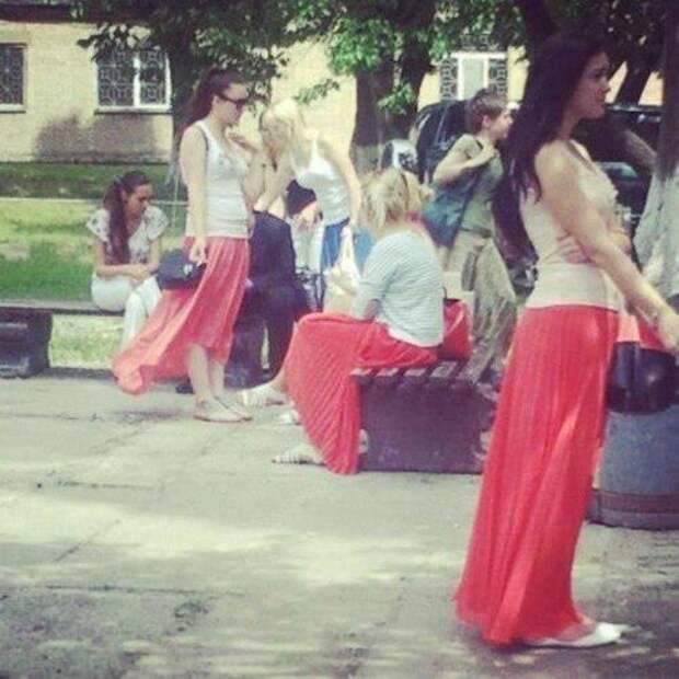Серебряная юбка (трафик)