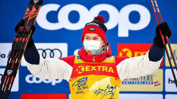 Победная серия Большунова и долгожданная медаль Спицова: как россияне заняли пять первых мест на этапе «Тур де Ски»