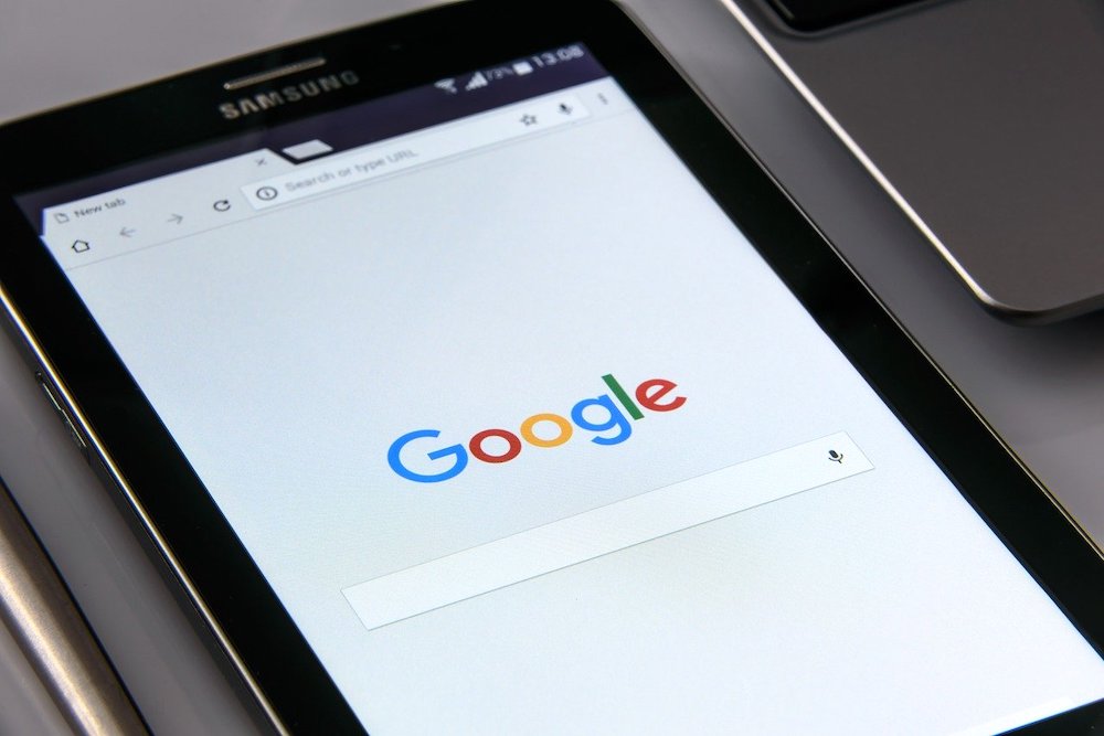 Google будет сотрудничать с властями России Google будет сотрудничать с властями России