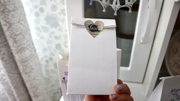 Больше не трачу деньги на подарочные пакеты. Делаю их сама бесплатно ничем не хуже покупных