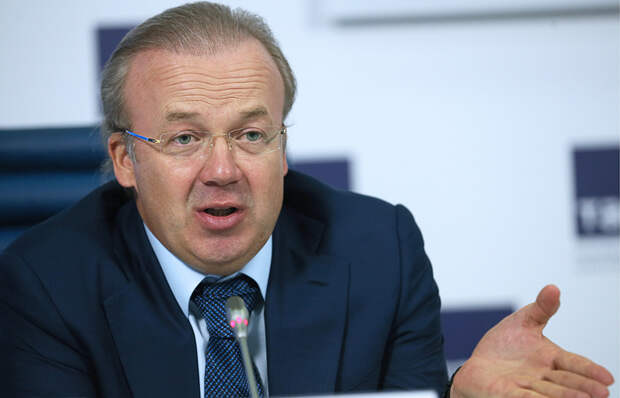 Андрей Назаров